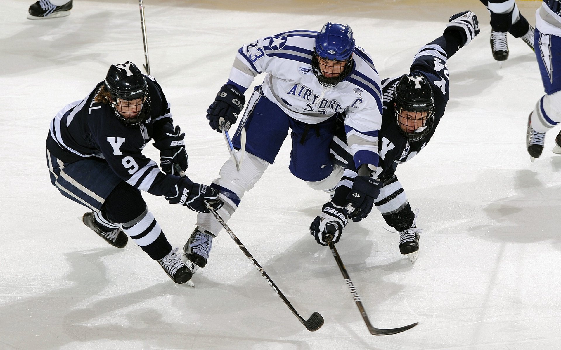 斯密斯：凭借精准判断与迅捷反应，成为全黑队顶级半场球员，斯密all02